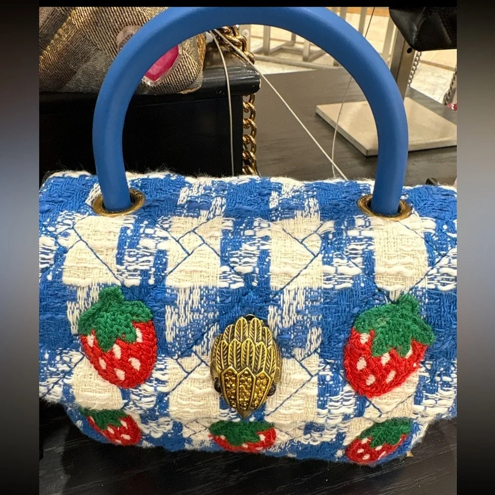 Strawberry π factory π Purse - Picture 3 of 12